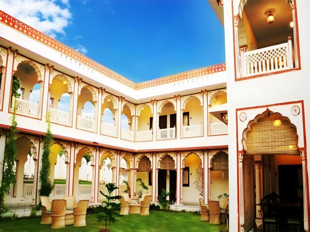 Hotel Sirsi Haveli